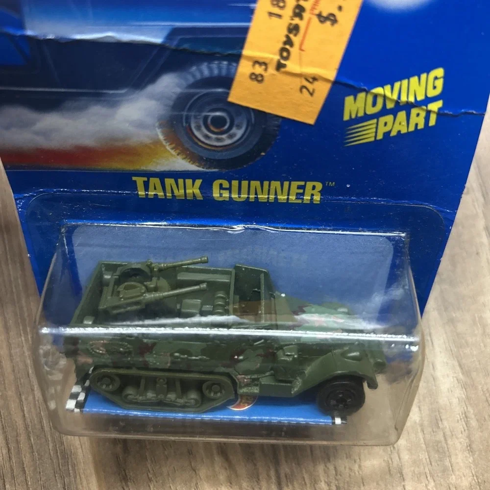 Hot Wheels 1989 Tank Gunner #83 – Rare Blue‎ Card Military Vehicle